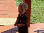 Luis Enrique Gomes Weiler: "Vitor, nosso gauchinho no  domingo pela manh�, �s 10h, pronto para o churrasco... nosso menor gauchinho da familia"
