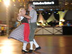 Oktoberfest em ritmo de dana 