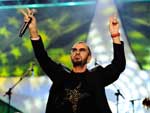 Pouco mais de um ano depois da passagem de Paul McCartney por Porto Alegre, a Capital recebeu outro beatle. Ringo Starr 