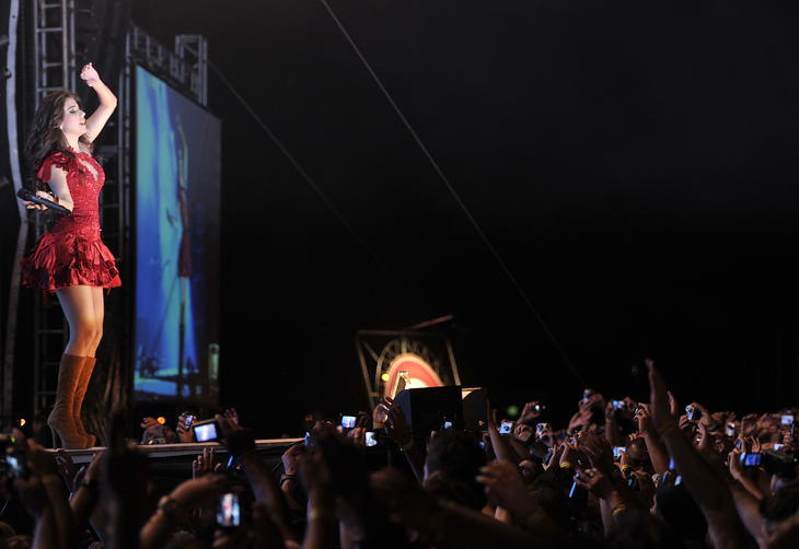 Cantora mineira encantou o público com repertório popular e simpatia:imagem 8