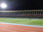 Imagem noturna do estdio do Frontale Kawasaki, onde ser a final entre Santos e Barcelona.