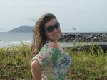 Na foto Suelen Barcelos Zanluca Iop, na prainha Enseada foto 
