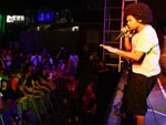 O Grupo Zueira, uma das atrações do palco pagofunk, animou o público com suas músicas
