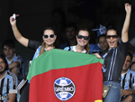 Torcedoras gremistas foram ao Ol�mpico para apoiar o time
