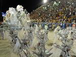 Mocidade Independente mostra que veio com tudo em desfile