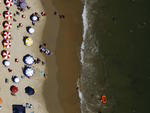 O fotgrafo Patrick Rodrigues sobrevoou a rodovia Interpraias, em Balnerio Cambori, e clicou as seis praias agrestes da cidade