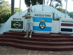Puerto Iguaz�, Argentina - Marcio Roos, de Blumenau, em dezembro de 2011
