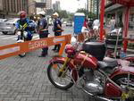 Guarda de trnsito orienta os motoristas no Centro