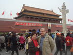 Pequim, China - Antonio e Evanir Teresinha Pradi, de Itaja, em novembro de 2011
