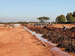 A previso de concluso das obras no loteamento 1, j com a construo das casas,  para o comeo do segundo semestre de 2013 