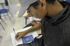 Saylon deve aproveitar o Feirão do Emprego para preencher mais fichas em agências - Leo Munhoz / Agencia RBS