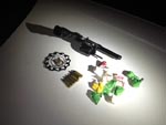 Alm de drogas, a polcia tambm apreendeu armas.