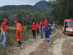 As buscas seguem aos arredores de toda a cidade de Agudo. Conforme o comandante dos Bombeiros Volunt�rios, Braulio Kesseler, a mudan�a de rumo foi necess�ria em fun��o das v�rias possibilidades de destinos que a jovem pode ter tomado