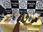 Material apreendido pela Polcia em So Leopoldo.