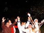 Grupo comemora a chegada do frio e da neve em So Joaquim durante a madrugada