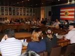 Quarta-feira - Ativistas ambientais, conselheiros e administradores fizeram reunio para esclarecer dvudas sobre a obra na margem esquerda do Rio Itaja-Au em Blumenau 