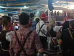 Folies compareceram na segunda noite de festa na Vila Germnica