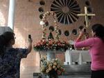 Procisso no Rio Itaja-Au marca as comemoraes do dia de Nossa Senhora Aparecida em Blumenau