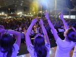 Vila Germnica estava cheia e animada na ltima quinta-feira da 29 edio da festa