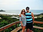 Praia do Rosa, Santa Catarina - Simone e Eduardo, de Itaja�, em outubro de 2012
