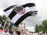 Domingo: Torcida em Blumenau comemora ttulo mundial do Corinthians