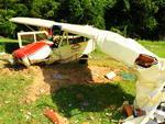 Maro: Um monomotor do Aeroclube de Blumenau cai em Luis Alves. O piloto Rodrigo Braguetto Fortunato  considerado um heri por ter evitado um acidente de propores ainda maiores. Aps uma falha no motor, o piloto consegue desviar das casas e de dois morros, salvando a prpria vida e a de um passageiro com quem faria uma voo turstico. Fortunato agora vive entre a cama e a cadeira de rodas, em Balnerio Cambori