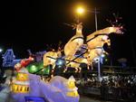 Novembro: Projeto Magia do Natal leva o esprito natalino s ruas, casas e famlias blumenauenses. A cidade recebe decorao para a data e a Vila de Natal  aberta no Parque Vila Germnica. Durante o ms de dezembro, o pblico pode prestigiar desfiles, apresentaes de bandas, corais, peas em diferentes regies da cidade e participar de doaes de brinquedos