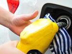Quinta-feira: Erro da na distribuio de combustvel para Santa Catarina causa racionamento no Estado. Blumenau no registra mudanas no servio, mas j falta gasolina, lcool e diesel em Florianpolis e deve faltar combustvel nos postos do Litoral neste fim de semana