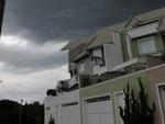 Defesa Civil alerta para temporais em Santa Catarina. Previso  de chuva forte para a noite desta tera-feira e madrugada de quarta