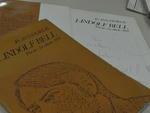 Na Biblioteca Municipal Fritz Mller h oito livros autografados pelo poeta Lindolf Bell com data entre 1970 e 1980