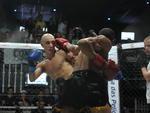 Domingo: 4 edio do Blufight lotou a casa de eventos Rivage