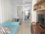Decorao alegre espelha a personalidade da dona, uma psicloga de Blumenau que montou o seu primeiro apartamento