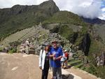 Machu Picchu, Peru - Maria Leonor de Souza Pereira e Ronaldo Gon�alves de Castro, de Navegantes, em abril de 2013