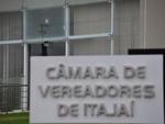 Quarta-feira: Cmara de Vereadores de Itaja  alvo de tiros na noite de tera-feira