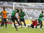 Brasil se prepara para enfrentar o Uruguai pelas semifinal da Copa das Confederaes