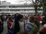 10h: Aumenta nmero de manifestantes em frente  prefeitura de Blumenau