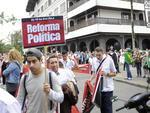 Manifestao no Centro de Blumenau