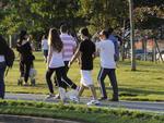 Fim de semana de tempo bom fez blumenauenses sarem de casa. Parque Ramiro Ruediger foi ponto de encontro e ficou cheio no domingo