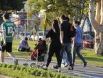Fim de semana de tempo bom fez blumenauenses sarem de casa. Parque Ramiro Ruediger foi ponto de encontro e ficou cheio no domingo