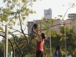 Fim de semana de tempo bom fez blumenauenses sarem de casa. Parque Ramiro Ruediger foi ponto de encontro e ficou cheio no domingo