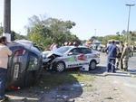 Quinta-feira: Veculo da Polcia Militar se envolve em acidente na BR-470