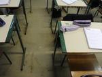 Protesto pede melhores condies em escola improvisada no Bairro Passo Manso