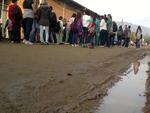 Protesto pede melhores condies em escola improvisada no Bairro Passo Manso