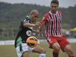Metropolitano vence e se classifica ao mata-mata na Srie D. Time verde bateu o Botafogo (SP), por 1 a 0, no Estdio do Sesi, dia 25 de agosto