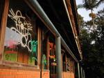 Restaurante Frohsinn, h 10 meses fechado por deciso judicial, espera por uma soluo por parte da prefeitura. O imvel est abandonado e sofre com depredao de vndalos 