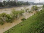 Sbado, dia 21 - Rio Itaja-Au visto da Beira Rio, em Blumenau