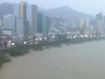 Domingo, dia 22 - Rio Itaja-Au em Blumenau, s 8h30
