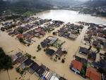 Sobrevoo registra pelo menos nove bairros tomados pela gua em Rio do Sul