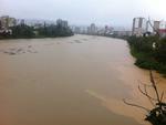 Domingo, dia 22 - Rio Itaja-Au, no Centro de Blumenau