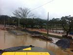 Domingo, dia 22 - Alagamento na Rua Humberto de Campos, prximo ao Parque Vila Germnica, em Blumenau